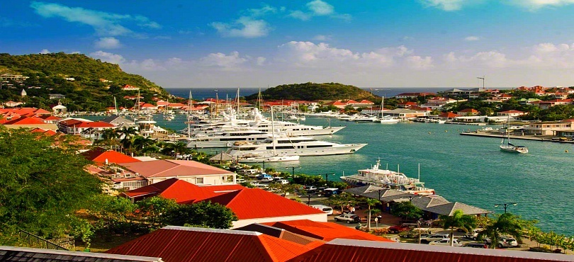 Sailing in St Martin Sailing